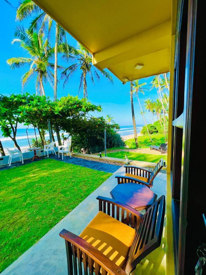 Top Secret Beach Hotel Matara Exterior photo