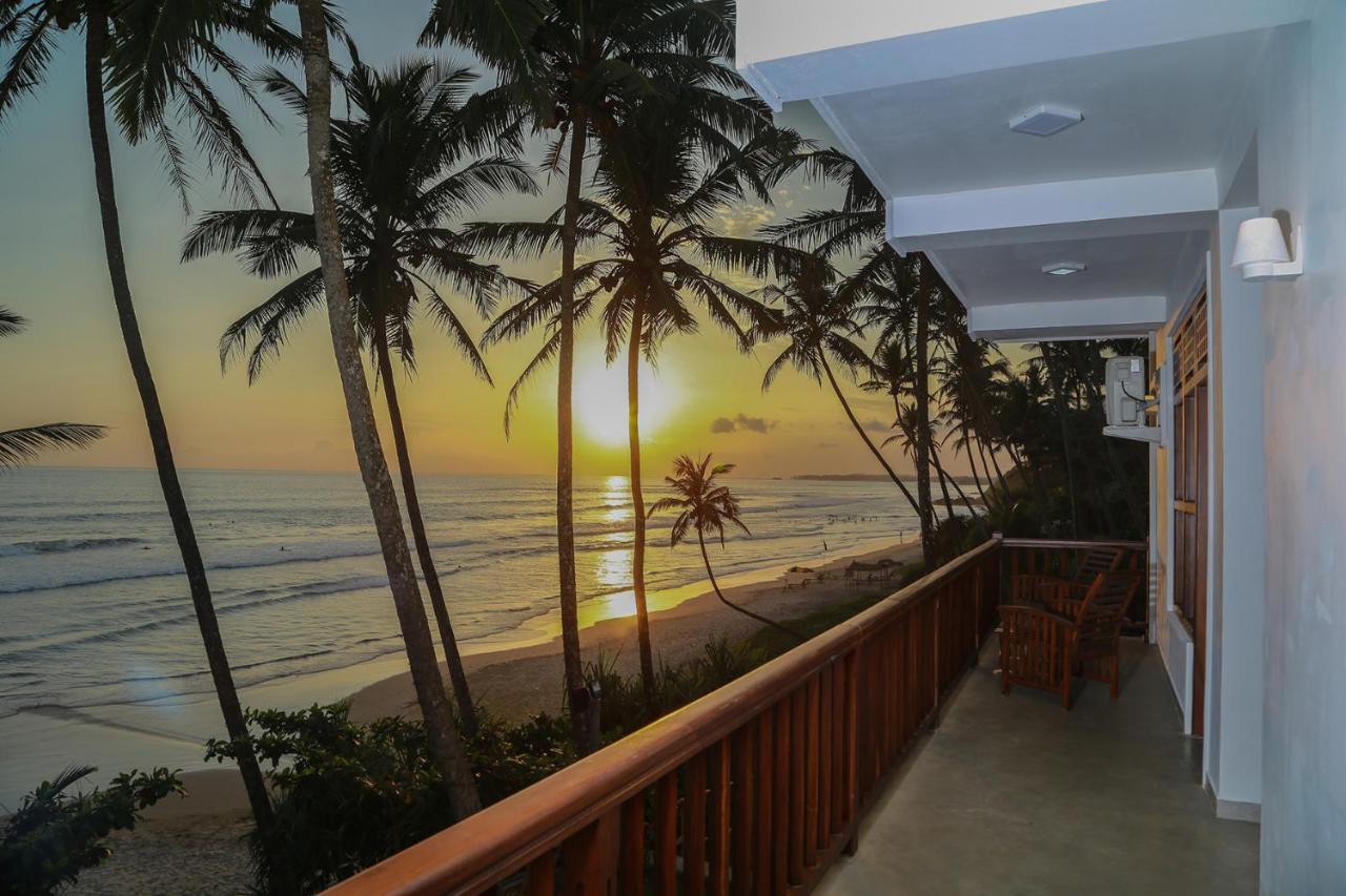 Top Secret Beach Hotel Matara Exterior photo